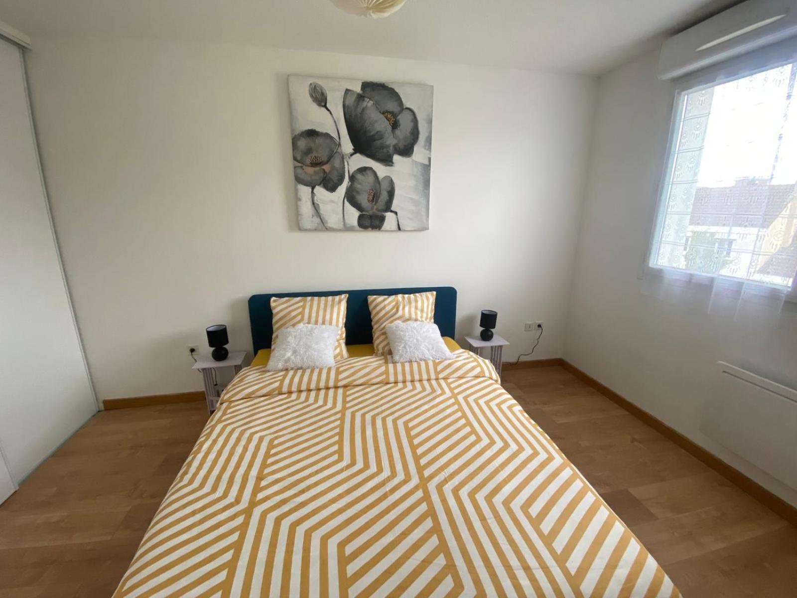 Appartement Proche Du Centre Бетюн Экстерьер фото